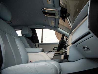 2023 Rolls-Royce Phantom Base
