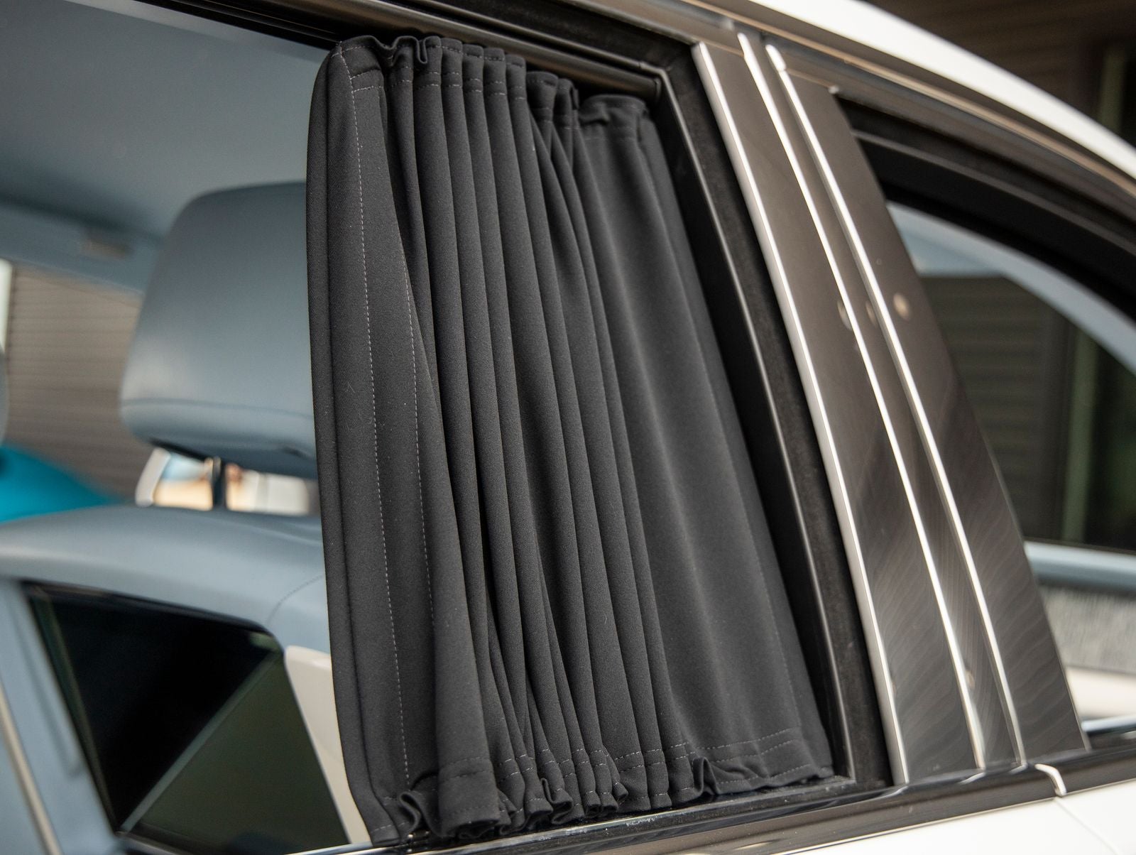 2023 Rolls-Royce Phantom Base