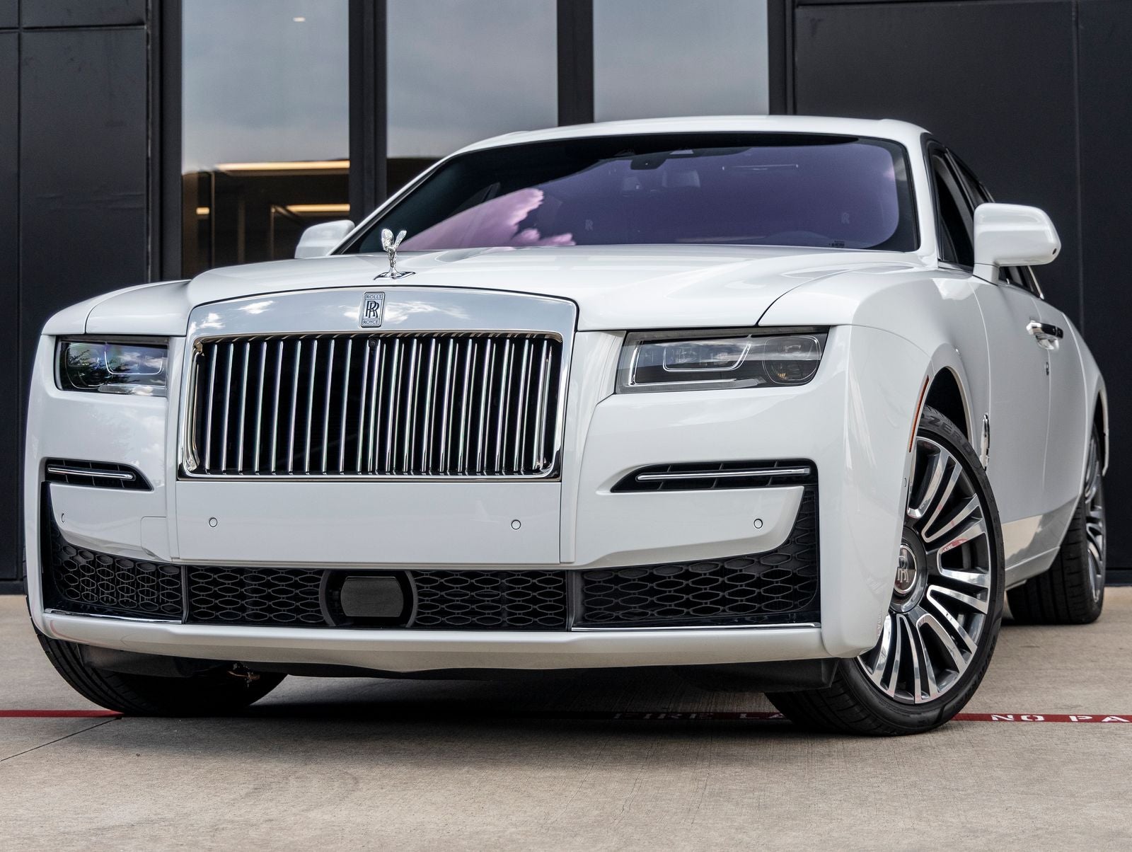 2024 Rolls-Royce Ghost 