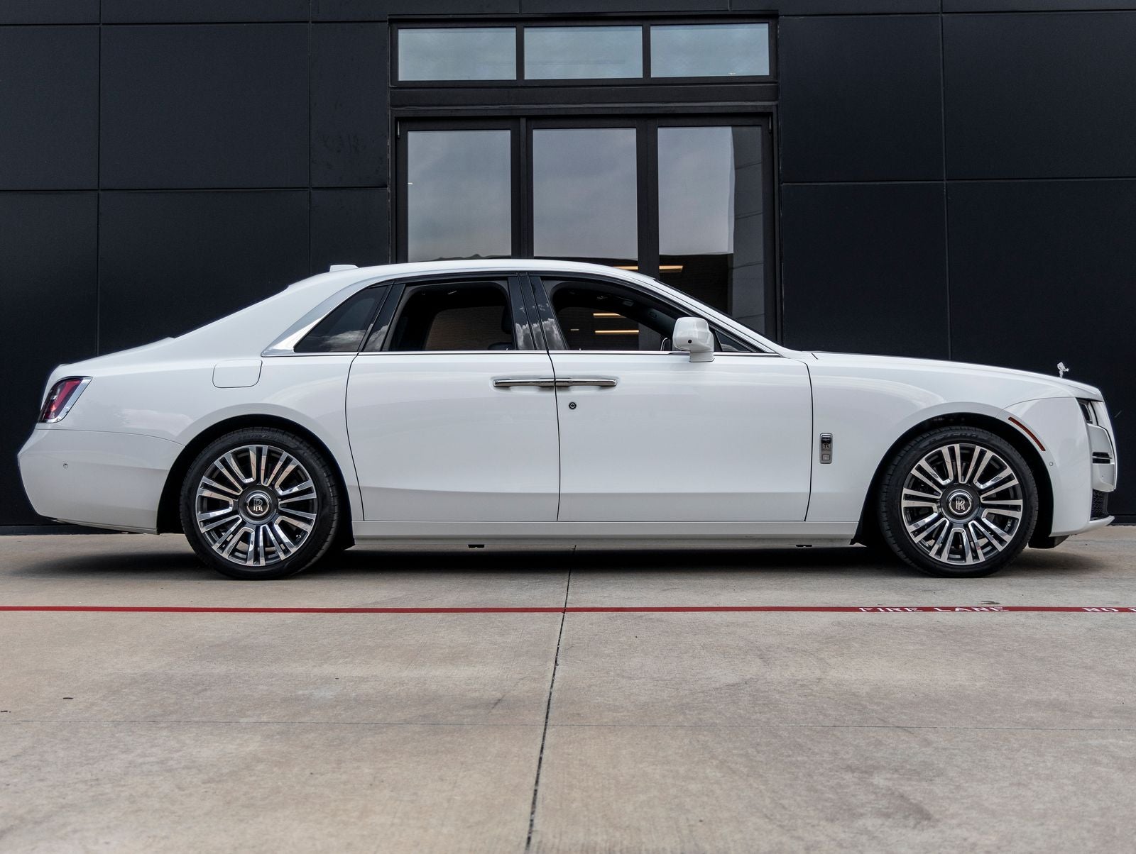 2024 Rolls-Royce Ghost 