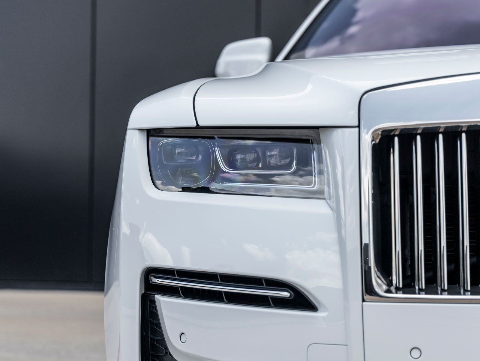 2024 Rolls-Royce Ghost 