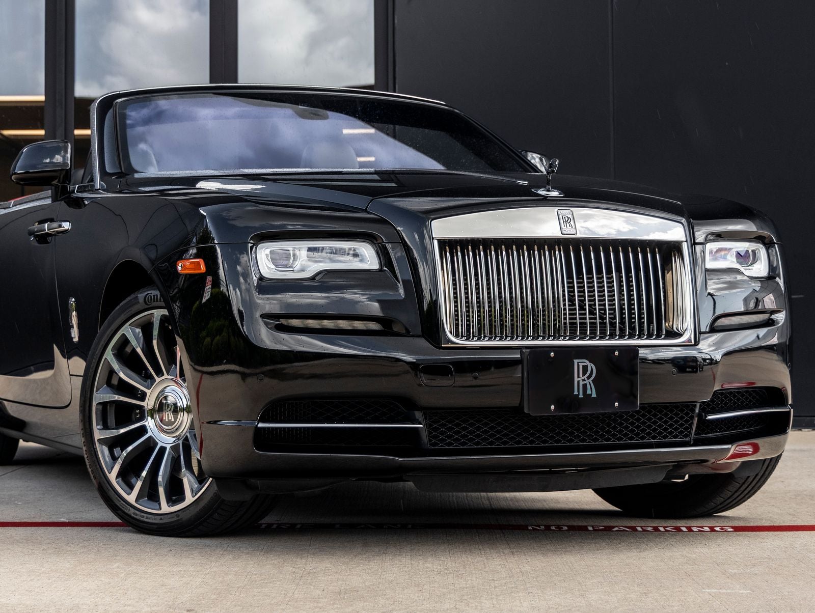 2020 Rolls-Royce Dawn Base