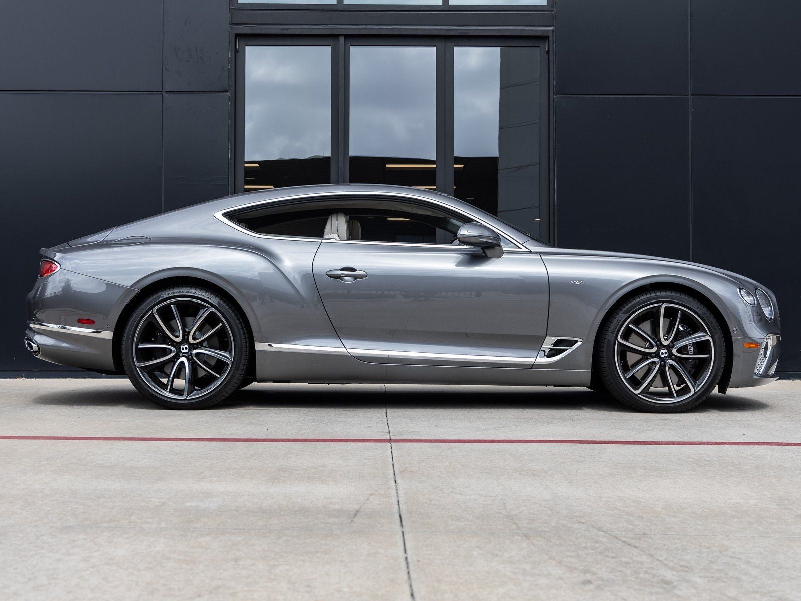 2022 Bentley Continental GT V8