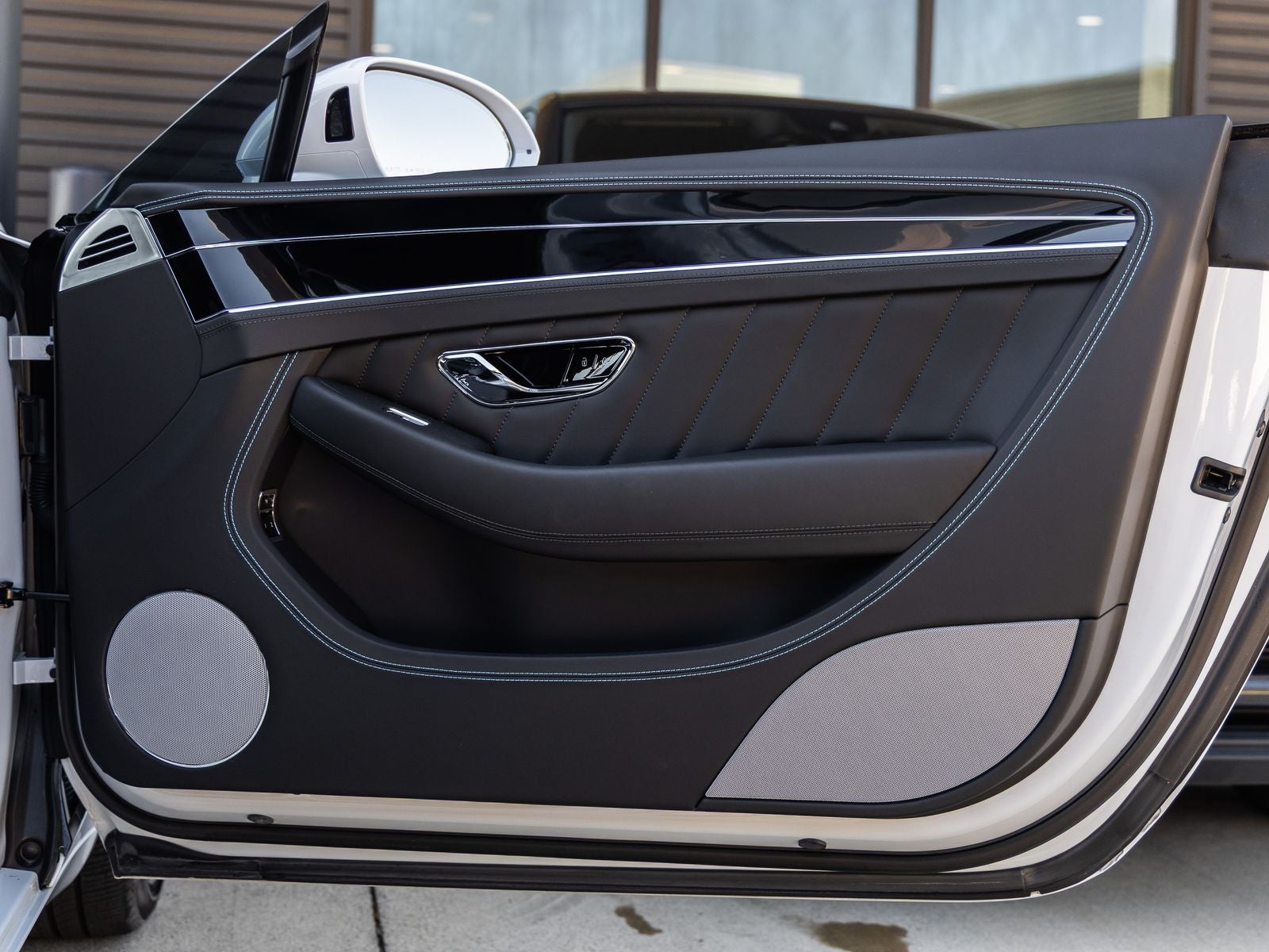 2024 Bentley Continental GT V8