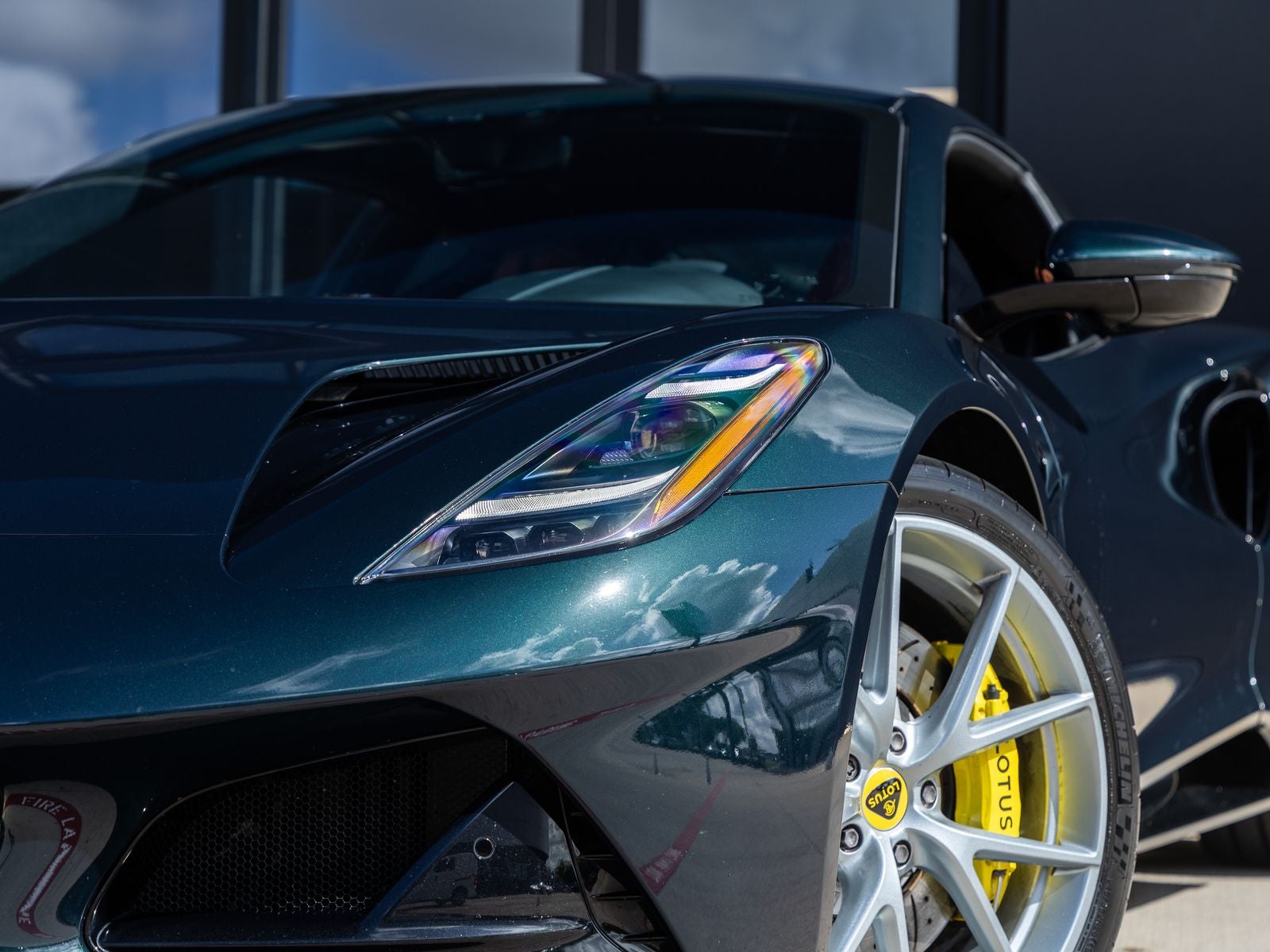 2024 Lotus Emira V6
