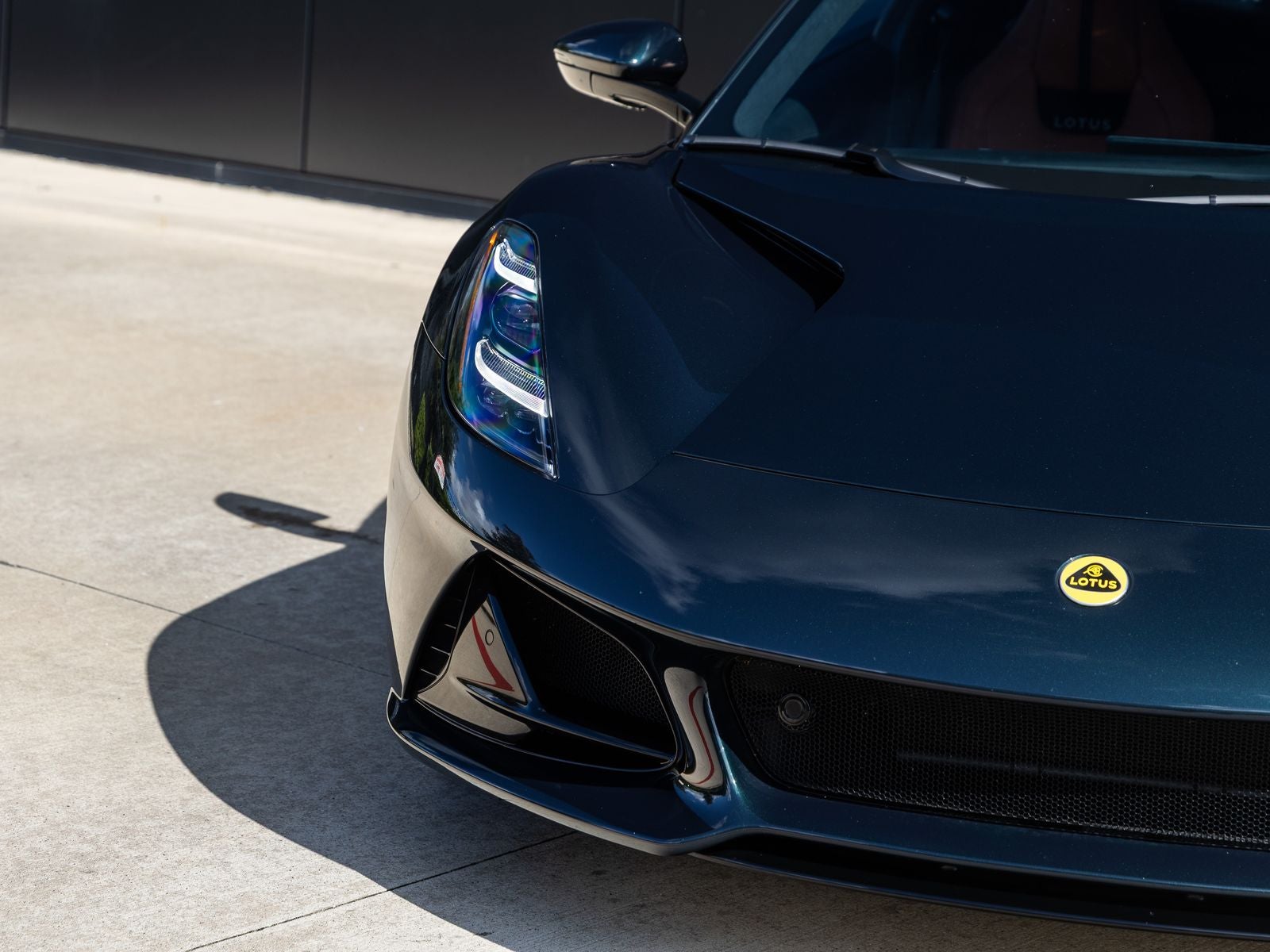 2024 Lotus Emira V6