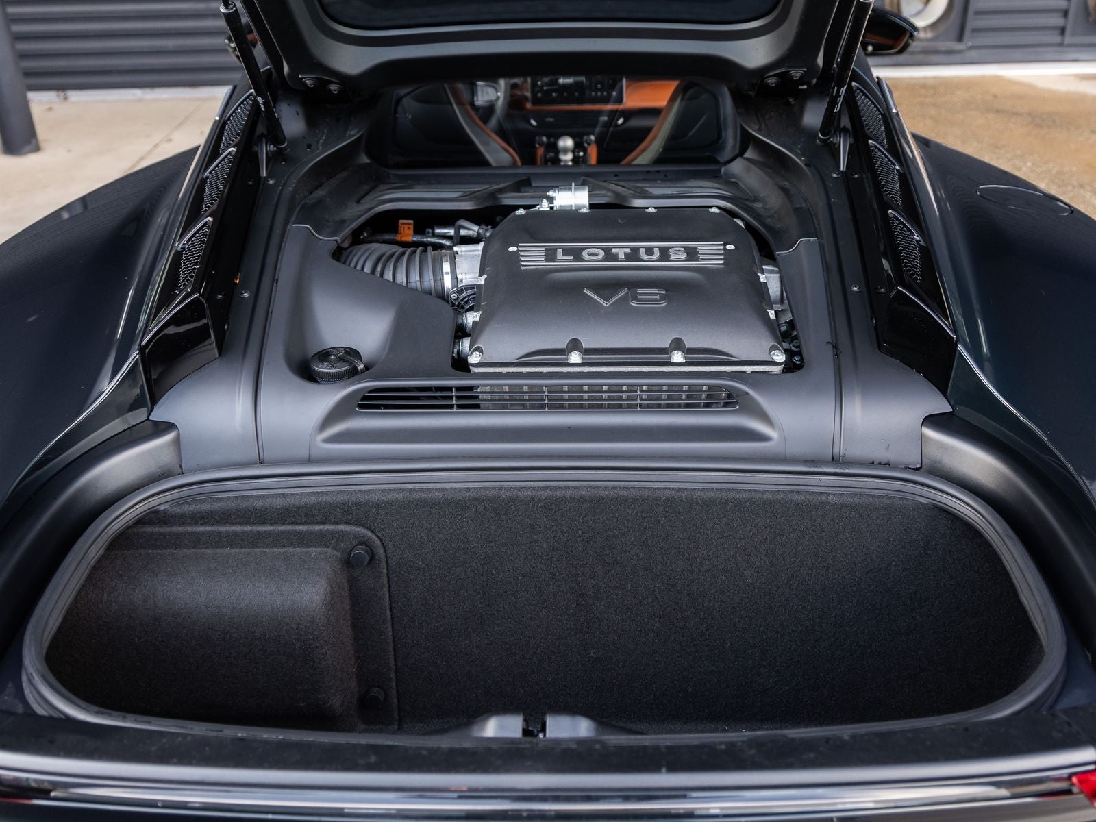 2024 Lotus Emira V6