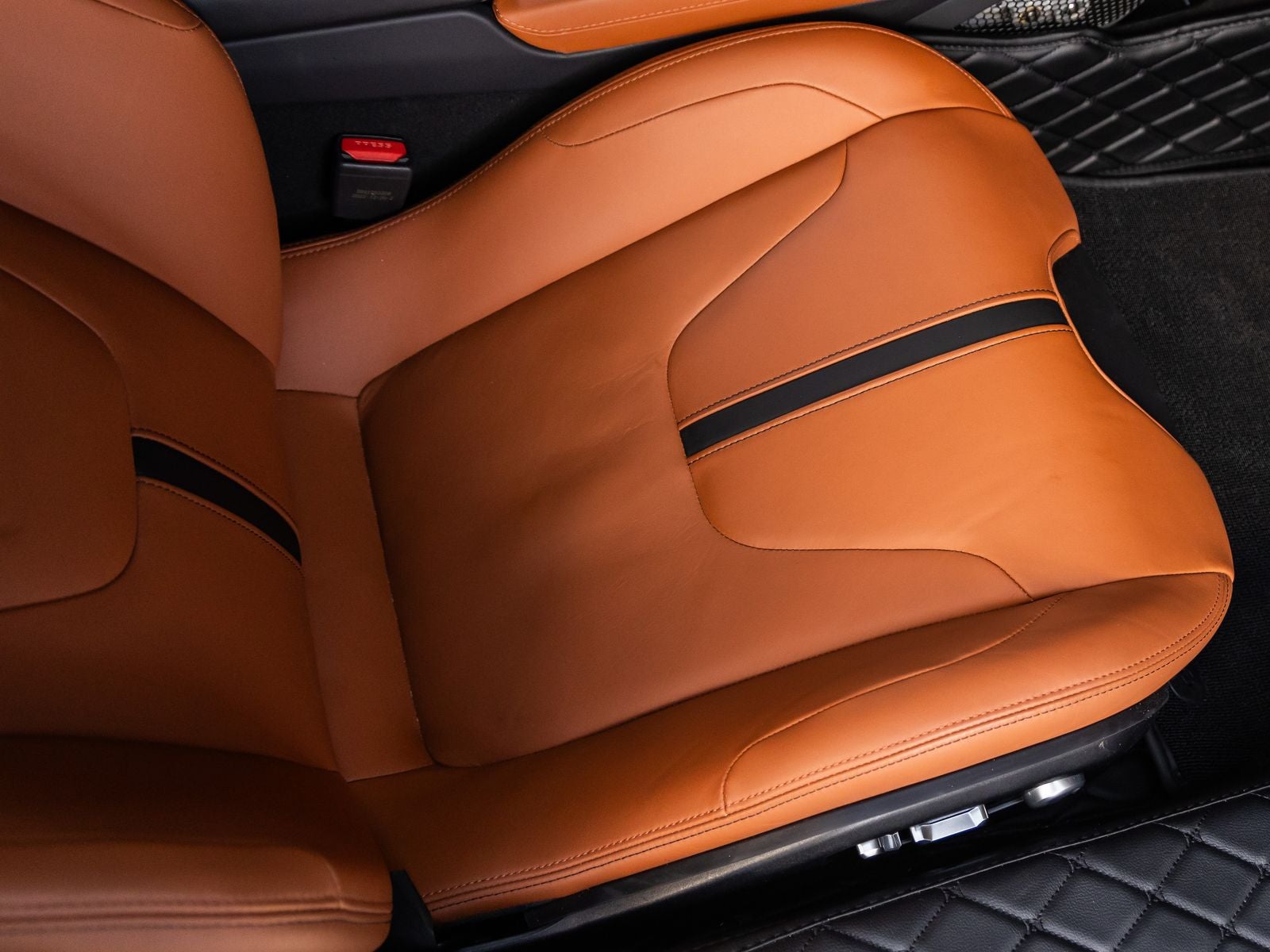 2024 Lotus Emira V6