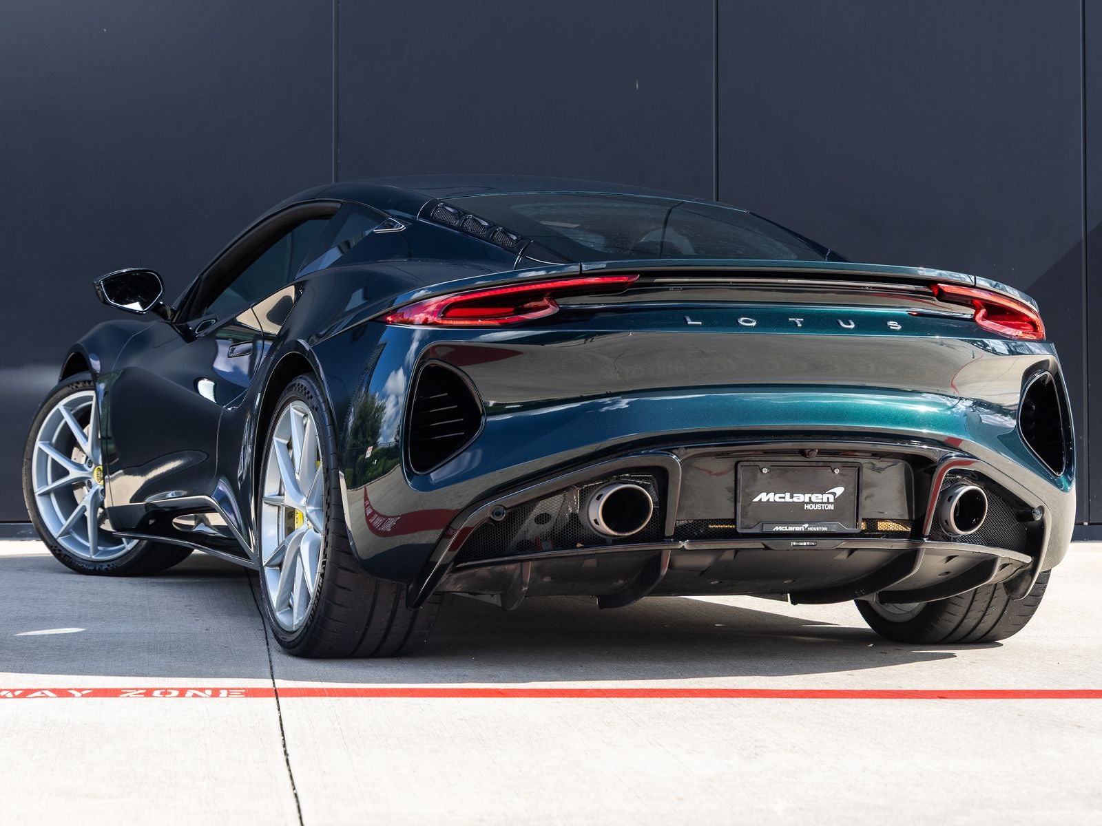2024 Lotus Emira V6