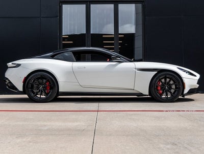 2022 Aston Martin DB11 Base