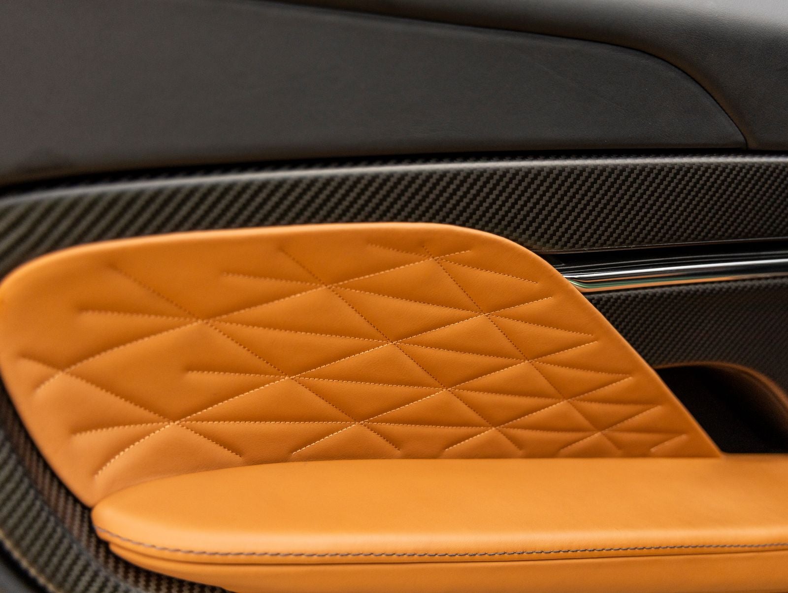 2025 Aston Martin DB12 Base