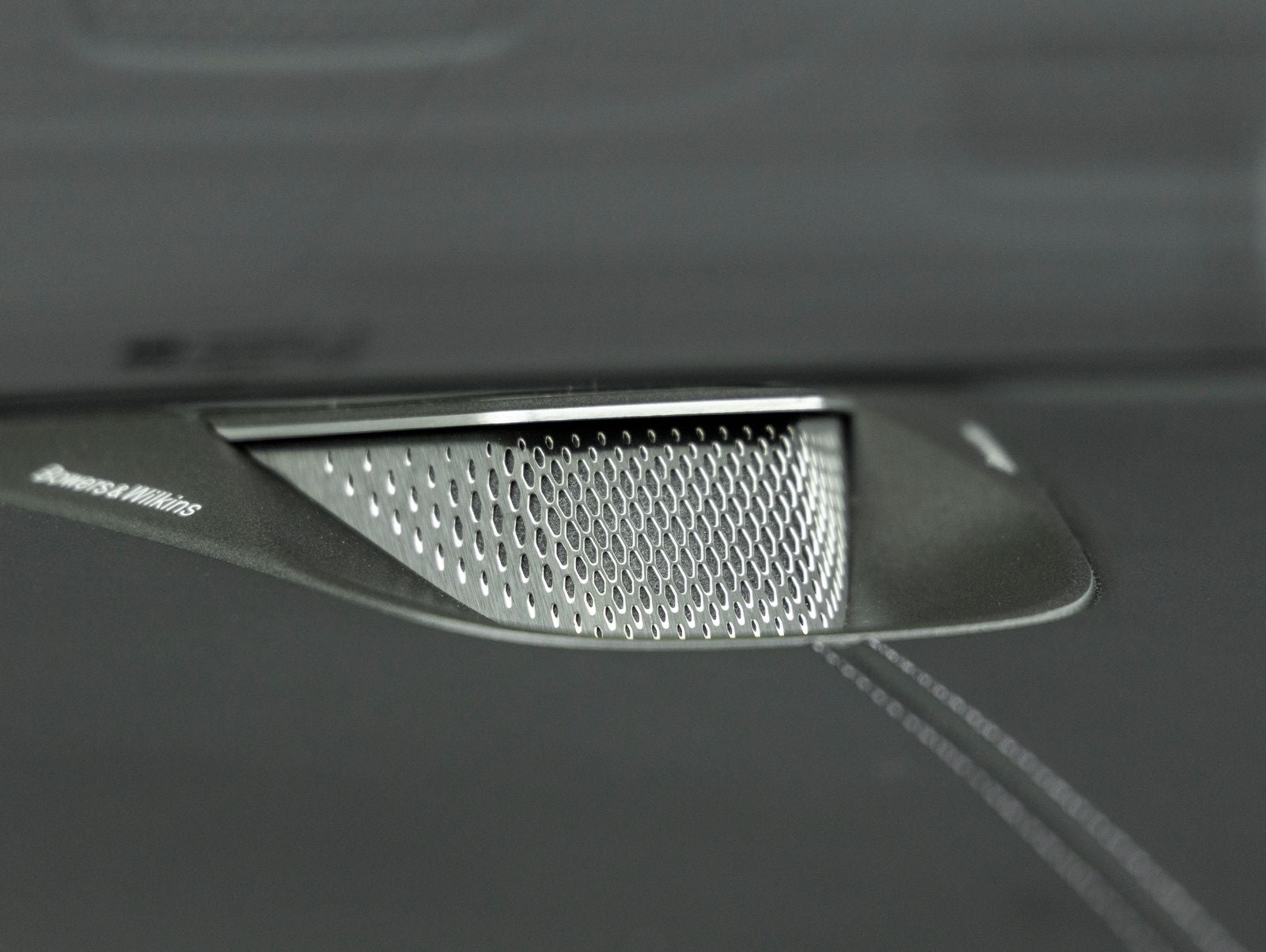 2025 Aston Martin DB12 Base
