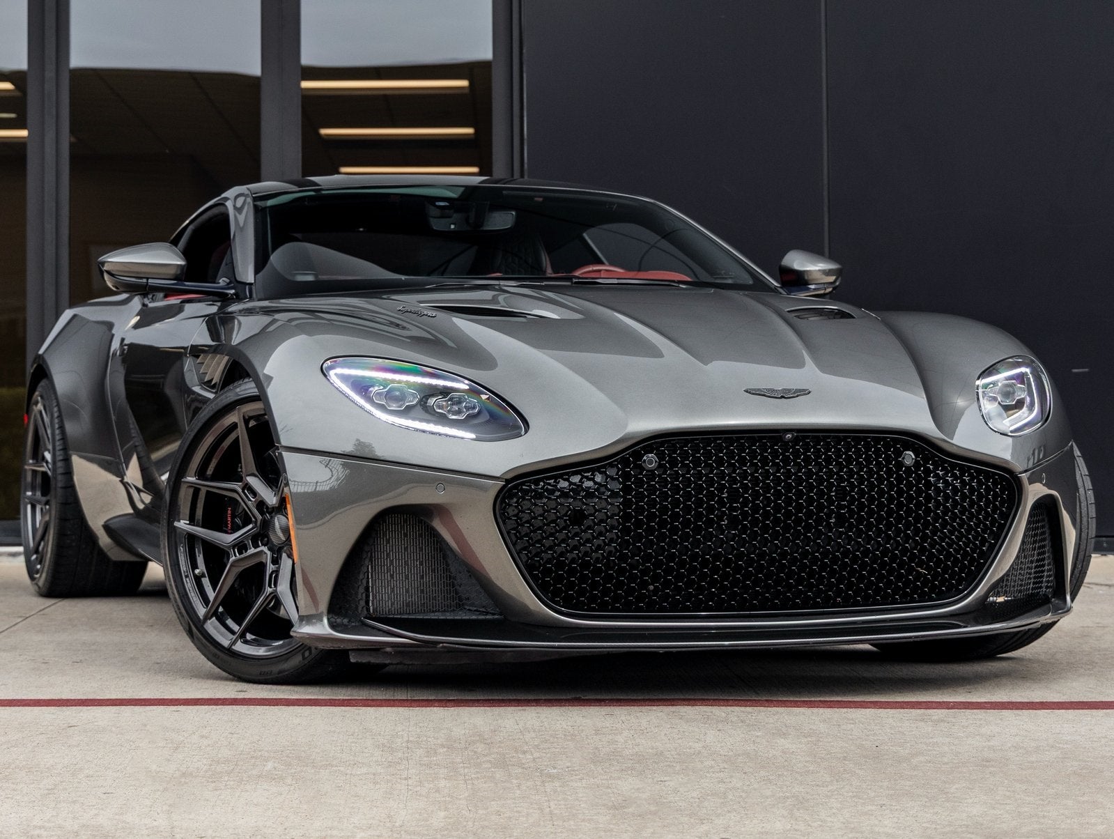 2019 Aston Martin DBS Superleggera