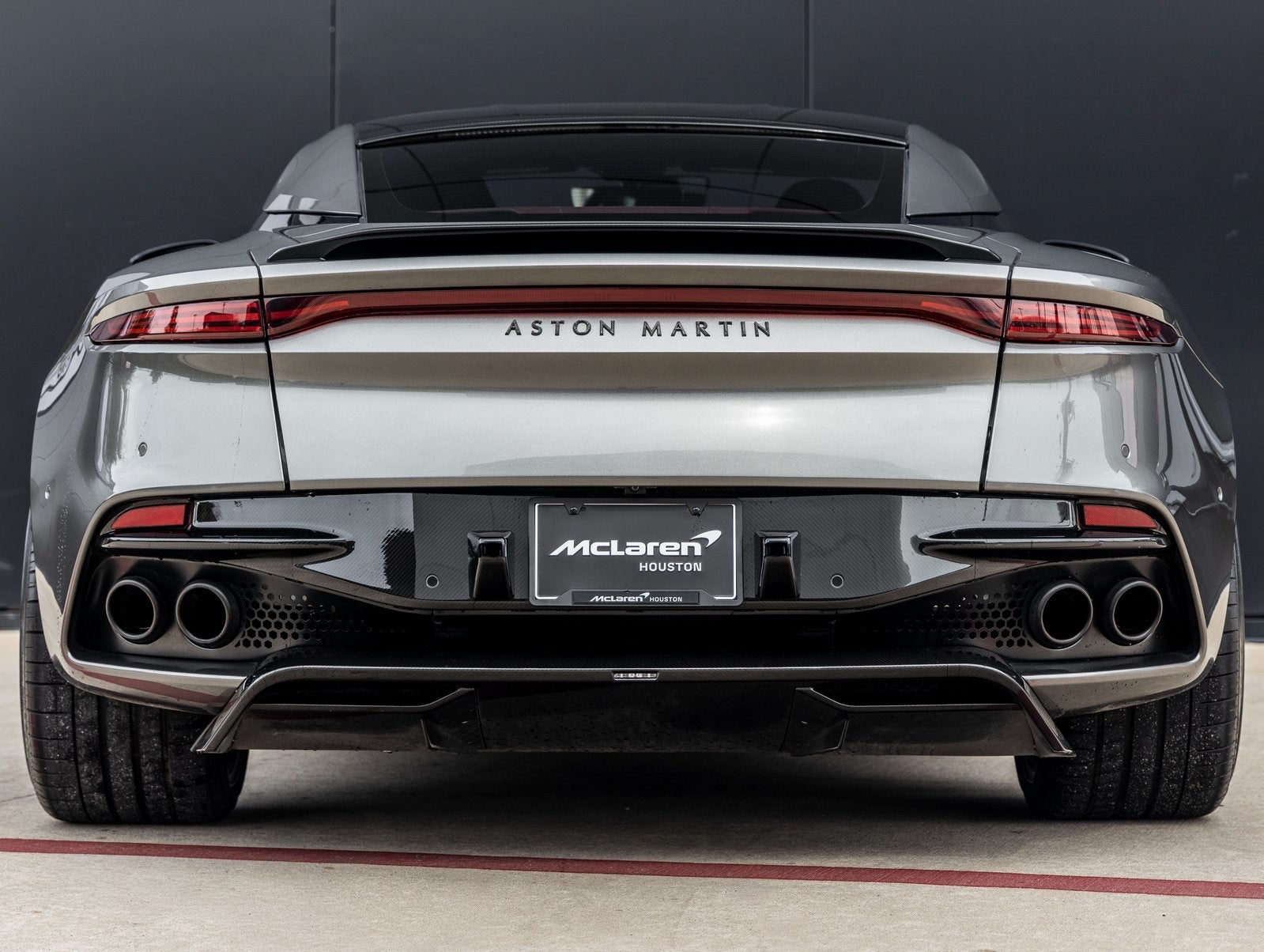 2019 Aston Martin DBS Superleggera