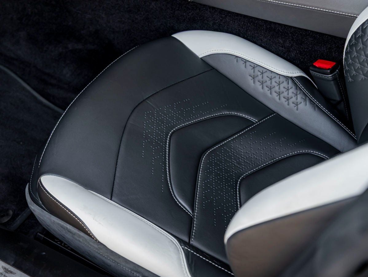 2022 Aston Martin DBS Superleggera