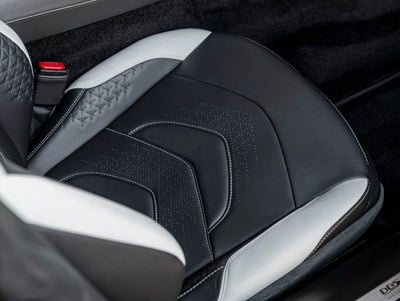 2022 Aston Martin DBS Superleggera