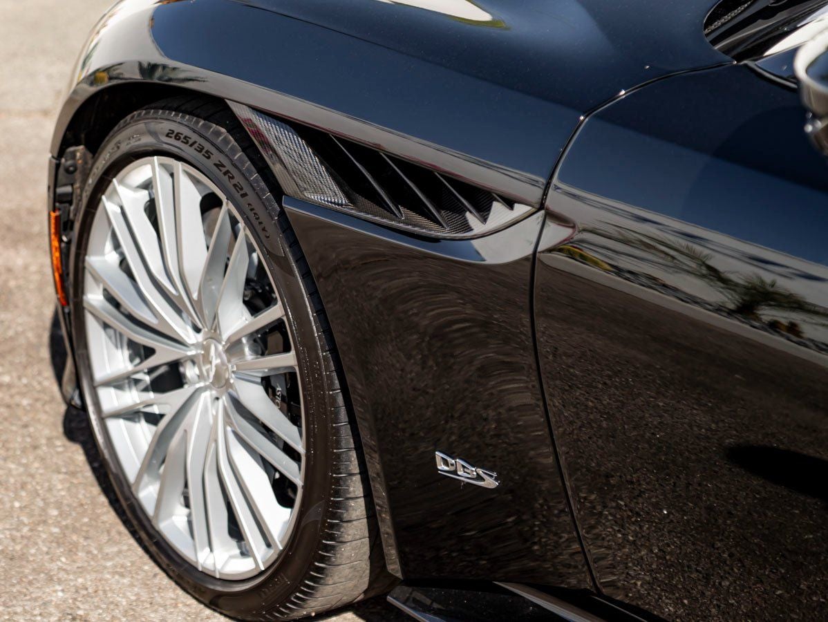 2022 Aston Martin DBS Superleggera