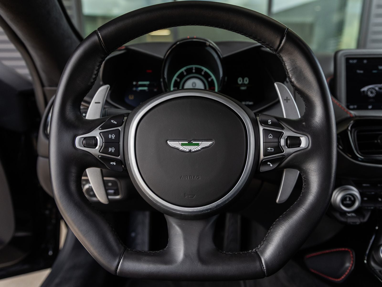 2023 Aston Martin Vantage Base