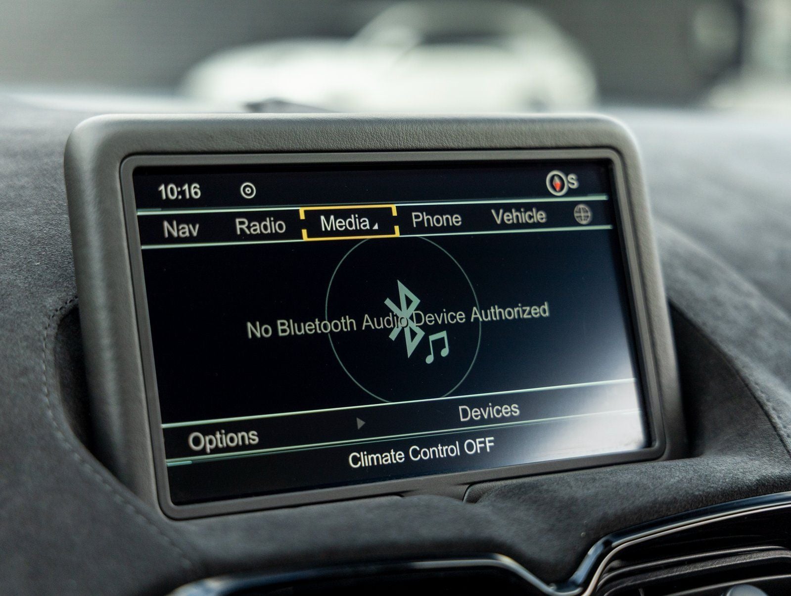 2019 Aston Martin Vantage Base