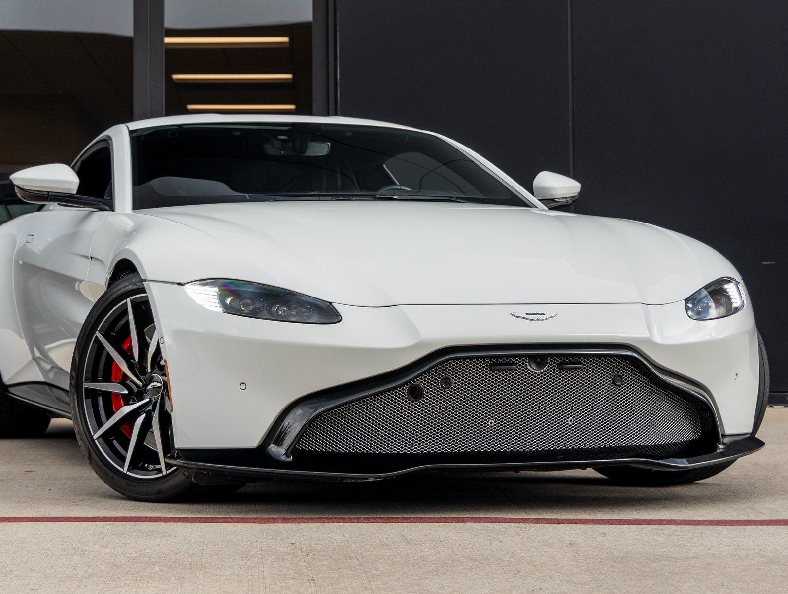 2019 Aston Martin Vantage Base