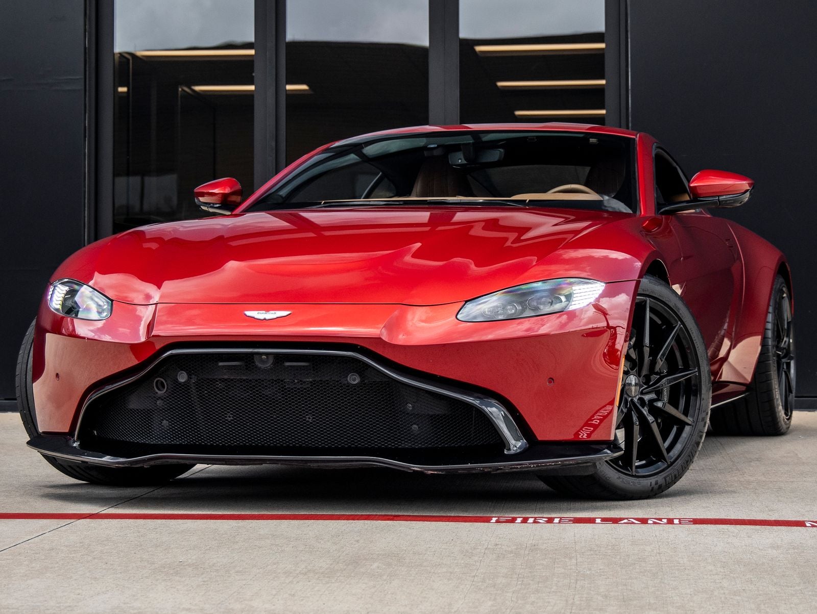 2020 Aston Martin Vantage Base