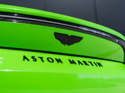 2022 Aston Martin Vantage Base