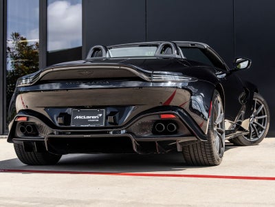 2022 Aston Martin Vantage Base