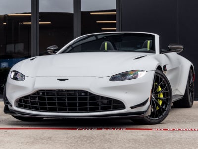 2023 Aston Martin Vantage Base