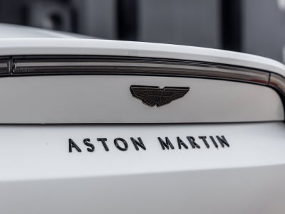 2023 Aston Martin Vantage Base