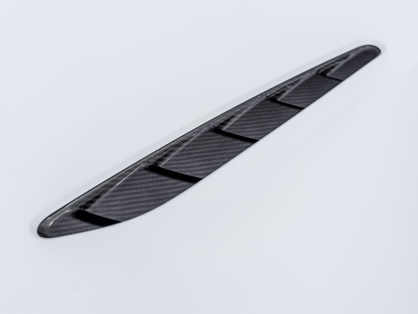 2023 Aston Martin Vantage Base