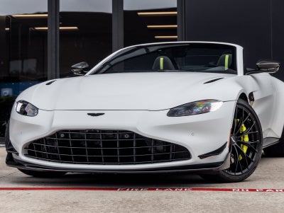 2023 Aston Martin Vantage Base