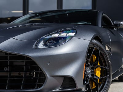 2025 Aston Martin Vanquish V12