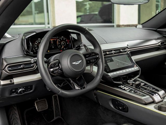 2025 Aston Martin Vanquish V12