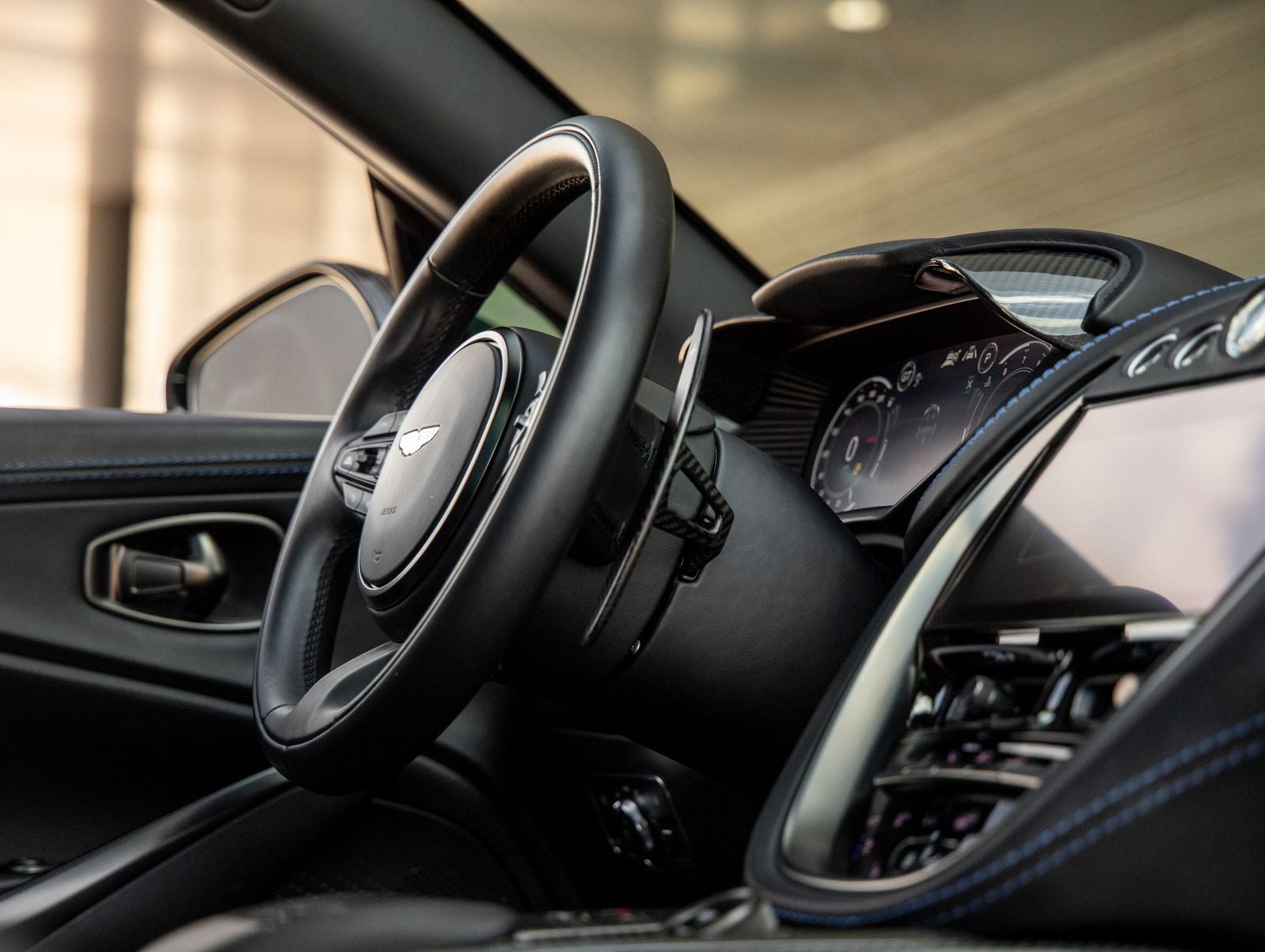 2023 Aston Martin DBX 707
