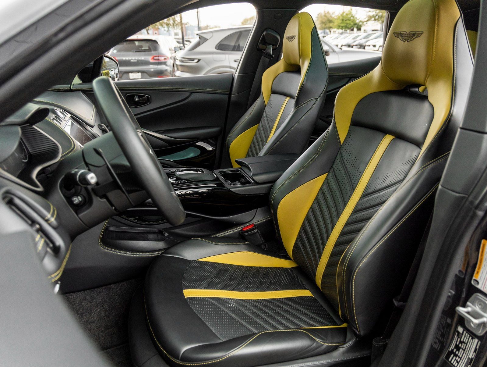 2024 Aston Martin DBX 707