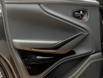 2024 Aston Martin DBX 707