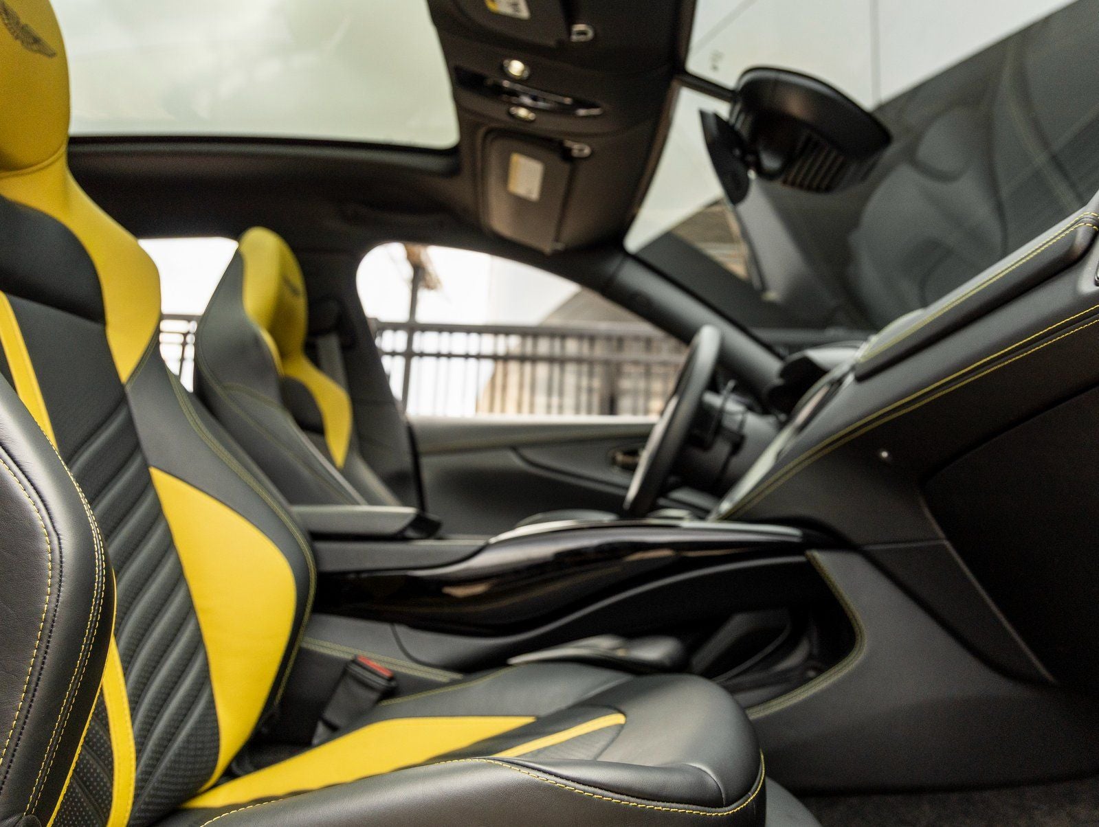 2024 Aston Martin DBX 707