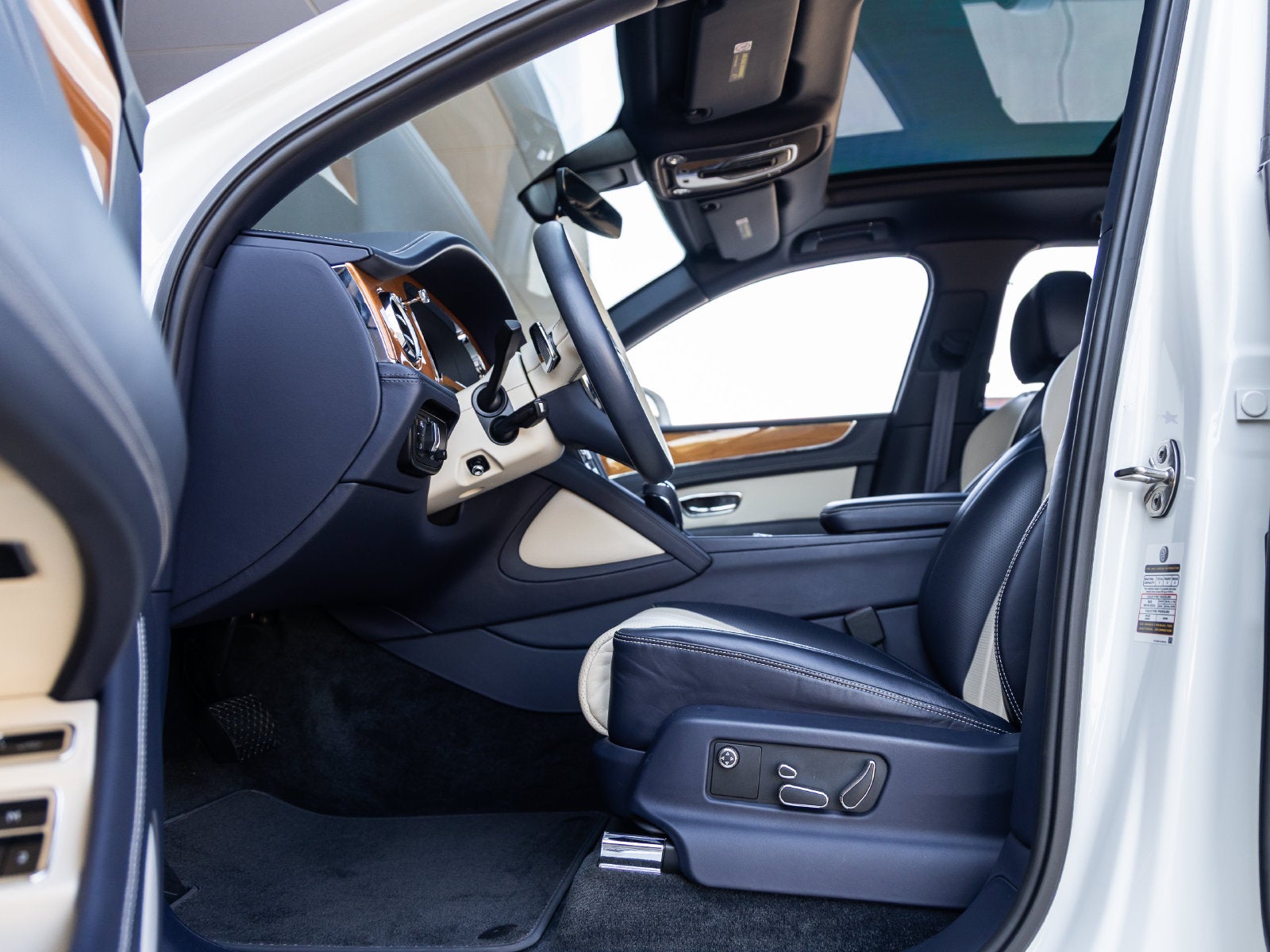 2021 Bentley Bentayga V8