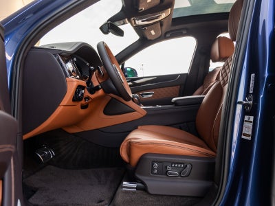 2023 Bentley Bentayga Base