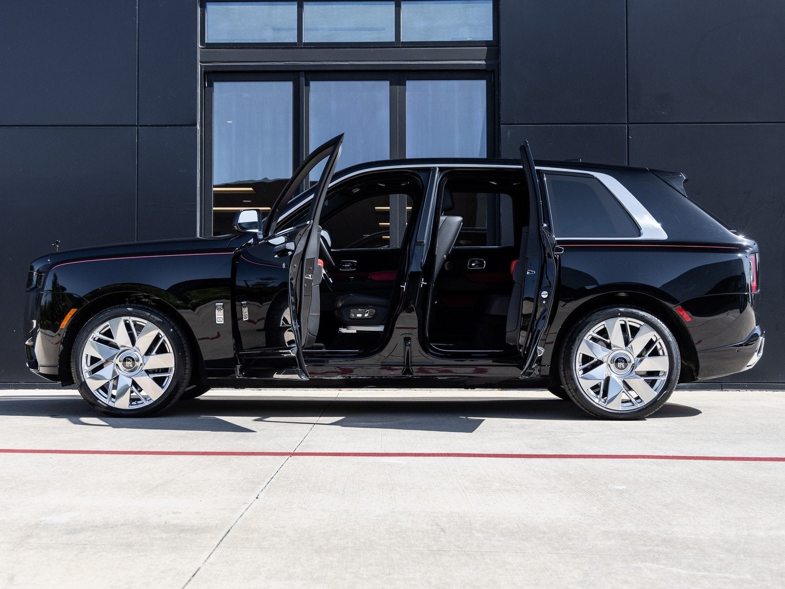 2025 Rolls-Royce Cullinan 