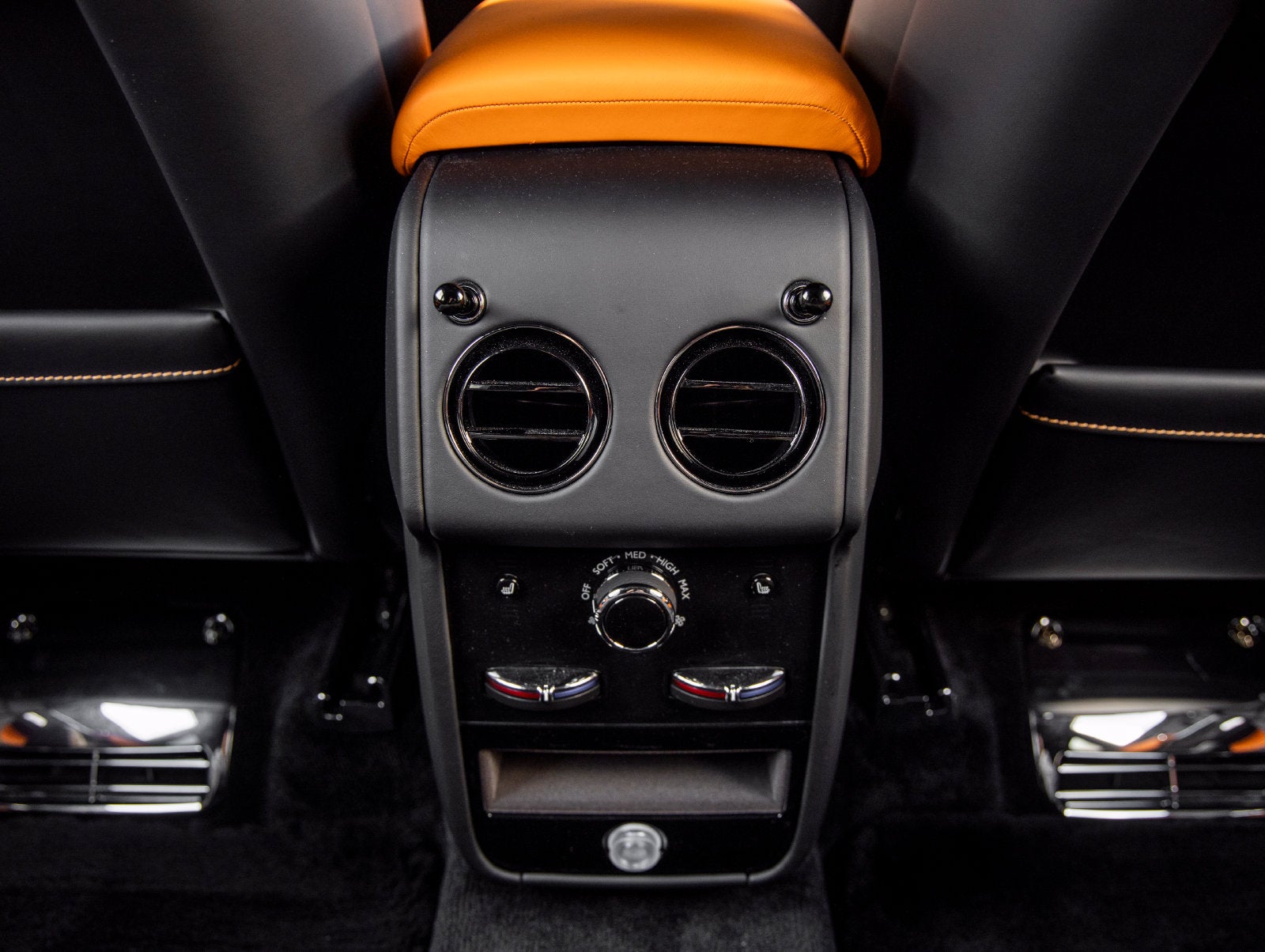 2026 Rolls-Royce Cullinan Black Badge