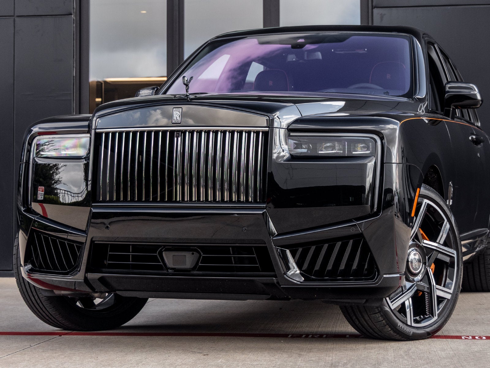2026 Rolls-Royce Cullinan Black Badge