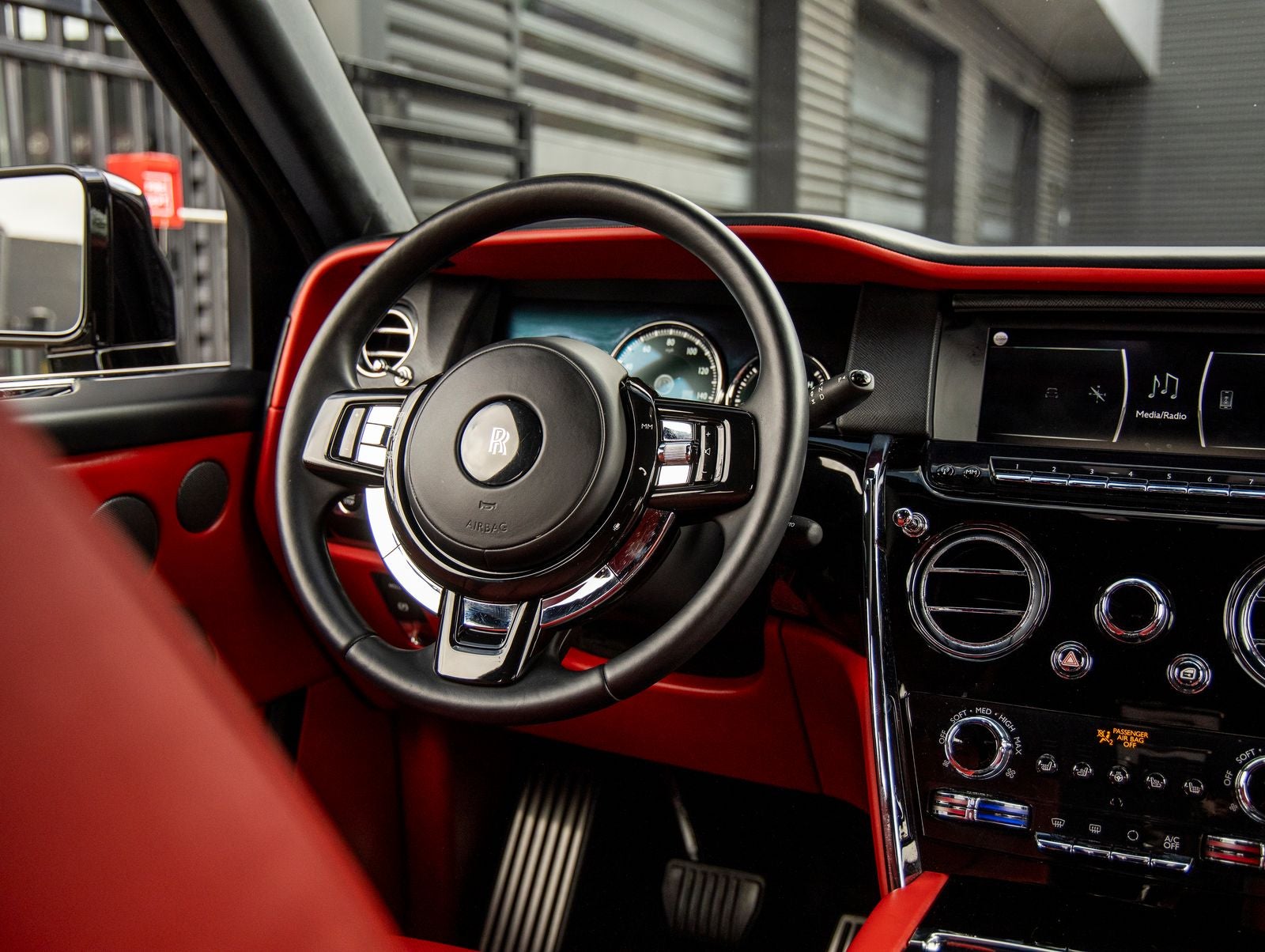 2021 Rolls-Royce Cullinan Base