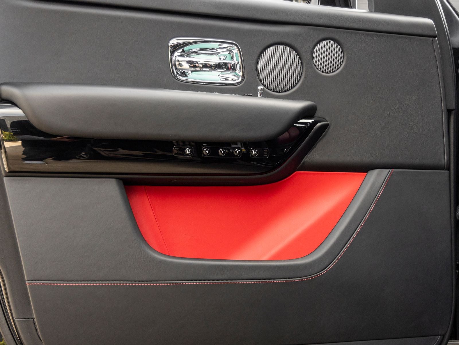 2023 Rolls-Royce Cullinan Base