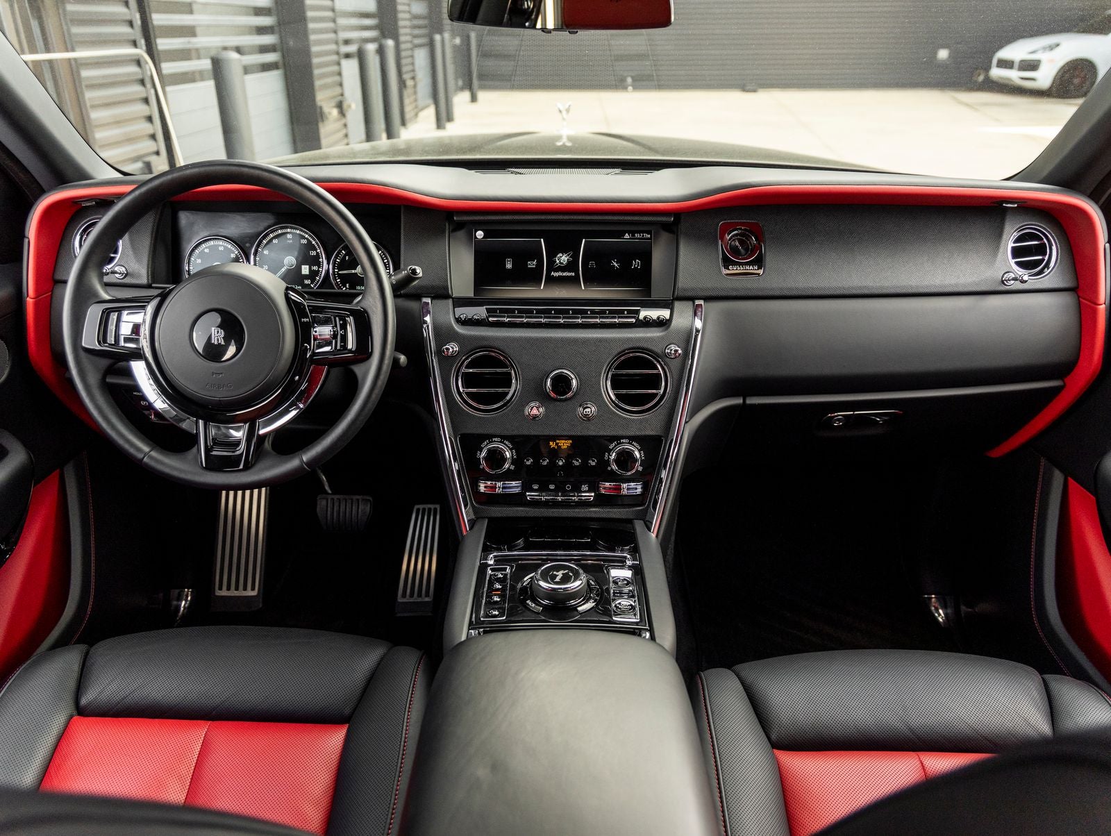 2023 Rolls-Royce Cullinan Base