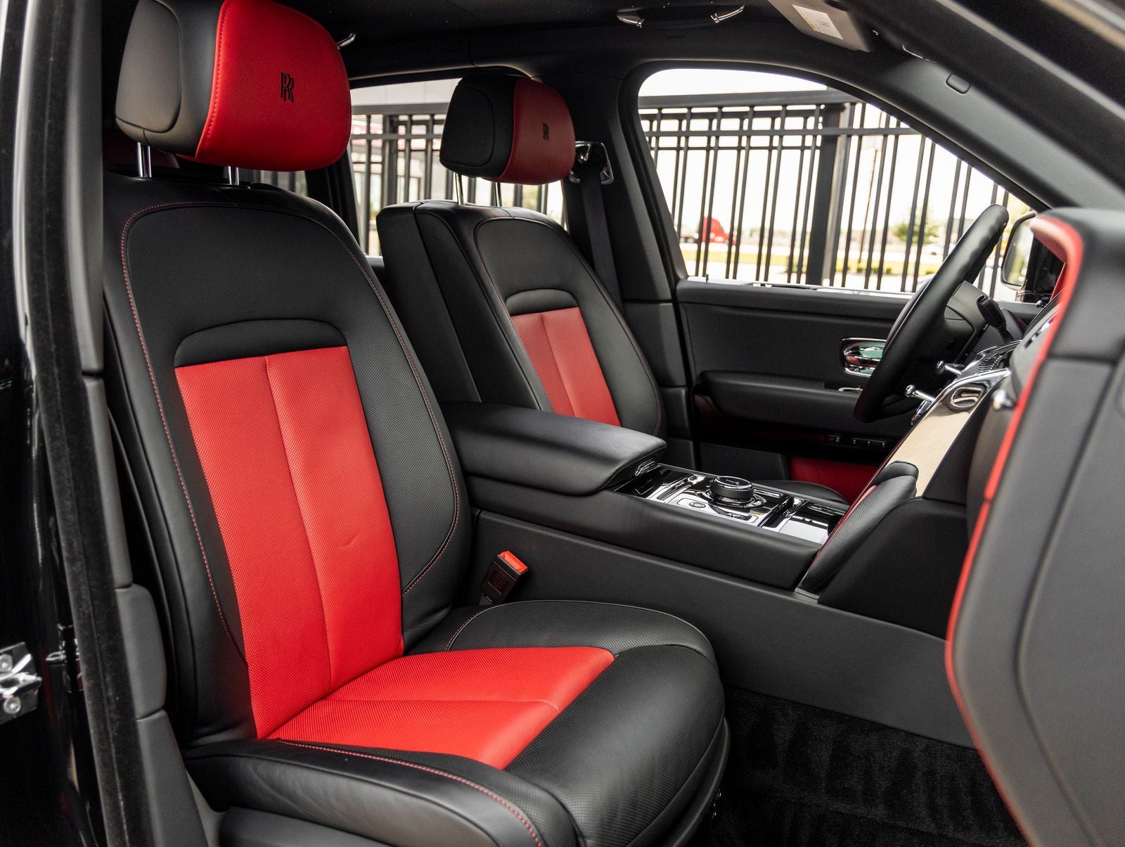 2023 Rolls-Royce Cullinan Base