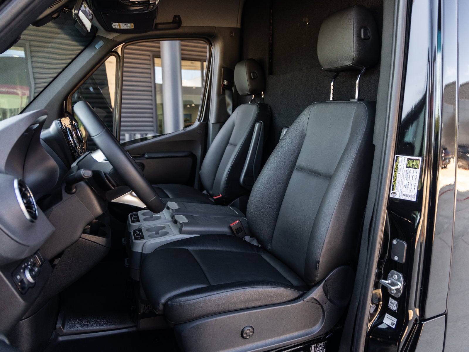 2025 Mercedes-Benz Sprinter 2500 Cargo 170 WB