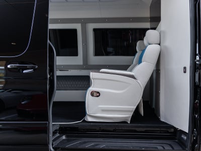 2025 Mercedes-Benz Sprinter 2500 Cargo 170 WB