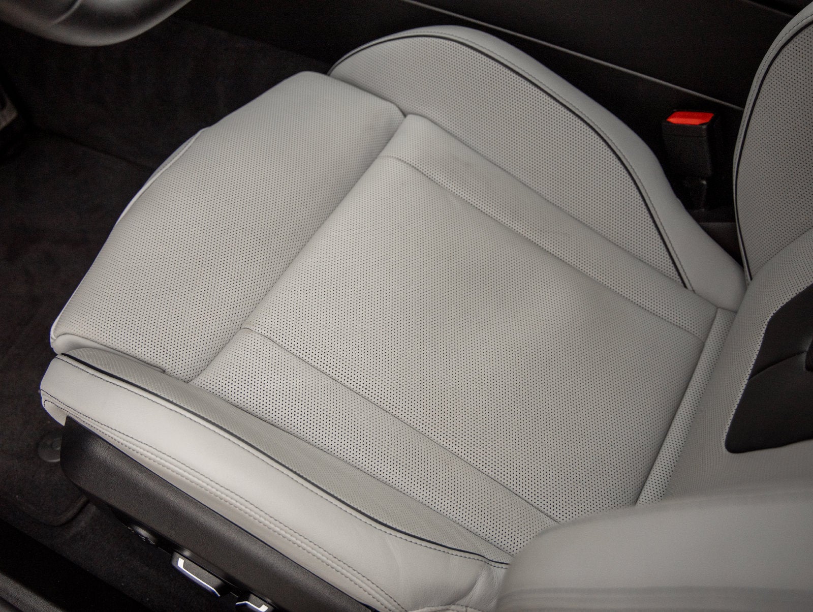 2026 BMW M5 Base