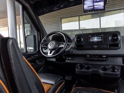 2019 Mercedes-Benz Sprinter 2500 Passenger 144 WB
